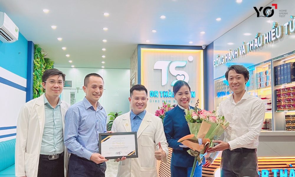 Trao chứng nhận của MES Global cho phòng khám sinh sản DR Thành Sơn
