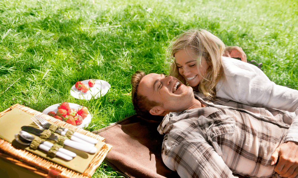 Một chuyến picnic nhỏ dành riêng cho 2 người trong buổi Valentine ý nghĩa